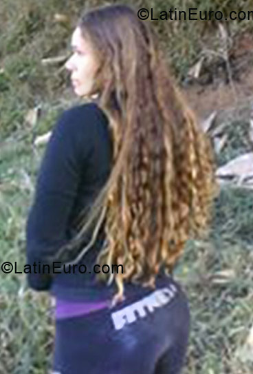 Date this pretty Brazil girl Pollyanna from Salvador BR7110