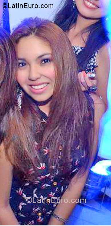 Date this tall Peru girl Alejandra Otoya from Trujillo PE775
