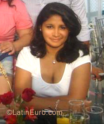 Date this cute Peru girl Nadia Marcela from Lima PE782