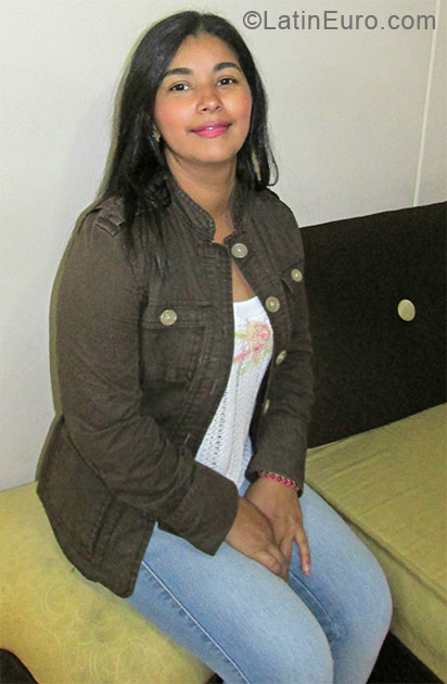 Date this cute Colombia girl Ruby from Medellin CO11446