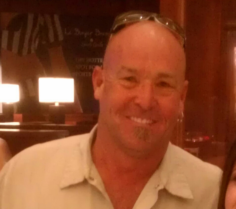 Date this athletic United States man Kelly from Anaheim US13667