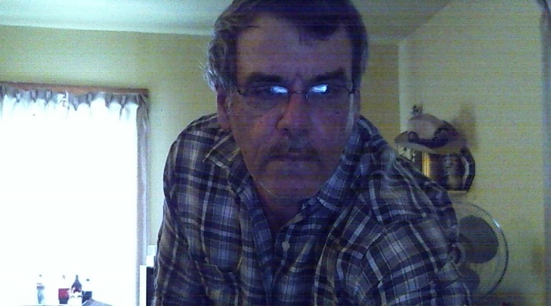 Date this sultry United States man James from Louisville US13672