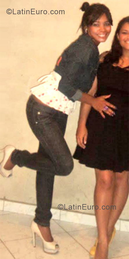 Date this charming Brazil girl Jorgiane from Sorocaba BR7177