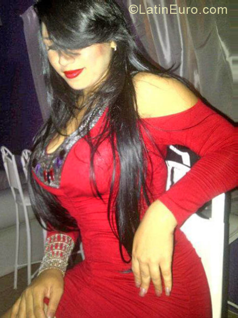 Date this young Colombia girl Carla from Cali CO11534