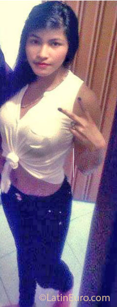 Date this hot Colombia girl JOHANA from Armenia CO11806