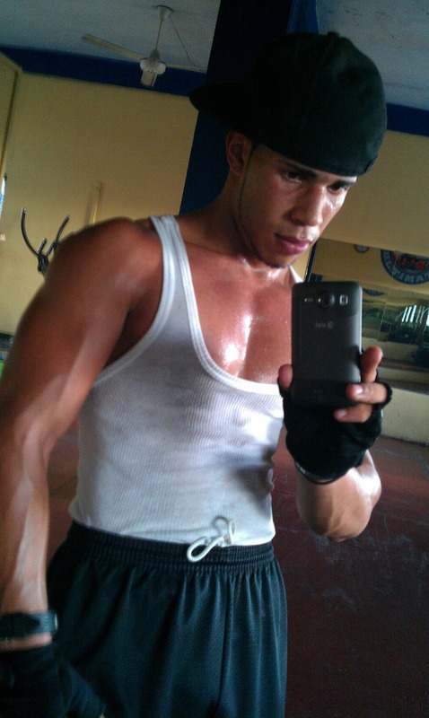 Date this lovely Dominican Republic man Ariel from Santo Domingo DO13880