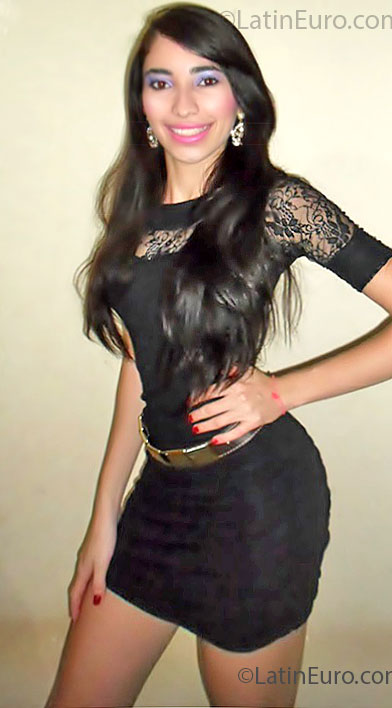 Date this tall Brazil girl Tatyille from Goiania BR7373