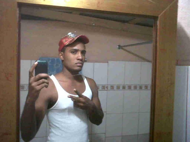 Date this young Dominican Republic man Miguel Angel from Santiago DO14075