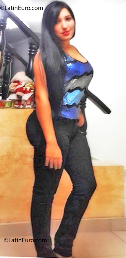 Date this cute Colombia girl Juliana from Cali CO11969