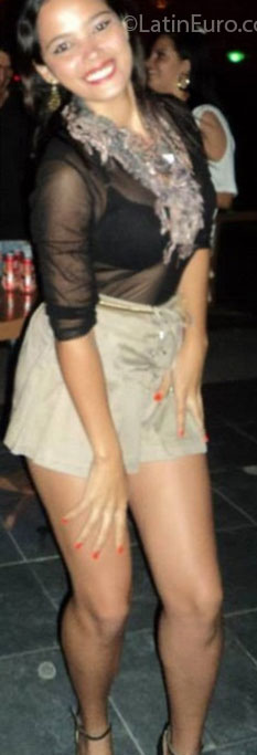 Date this charming Brazil girl Sophia from Recife BR7423