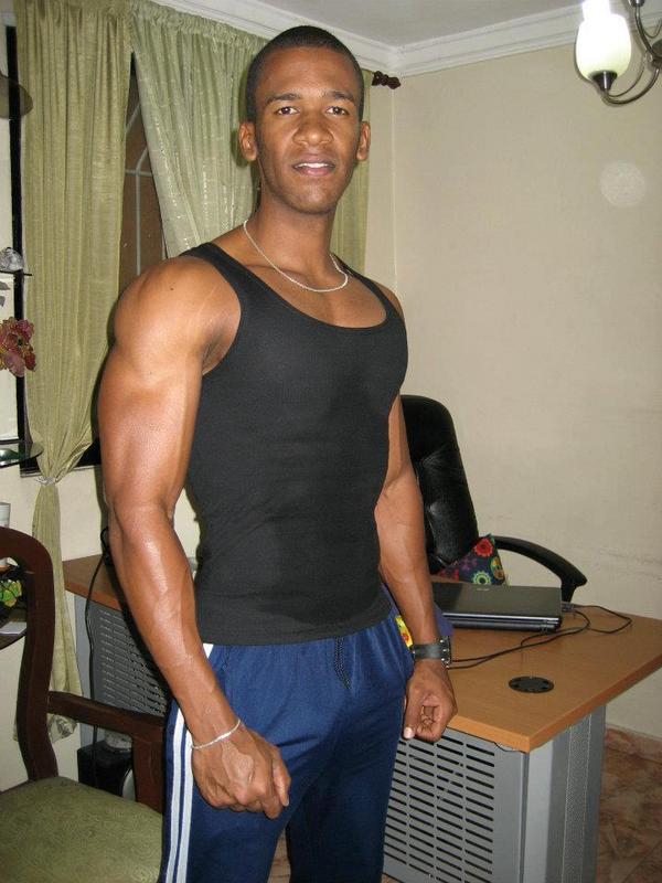 Date this attractive Dominican Republic man Jhonny from Santo Domingo DO14717