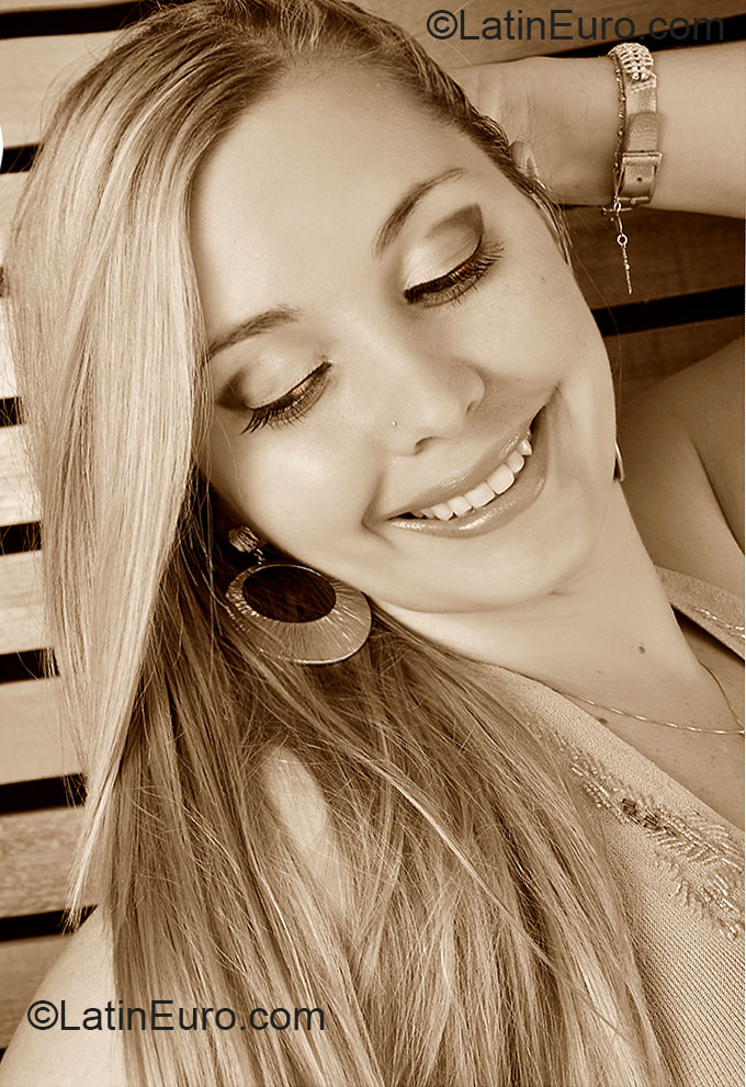 Date this fun Brazil girl Vanessa from Sao Paulo BR7543