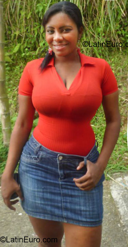 Date this sultry Colombia girl Magaly from Quibdo CO12397