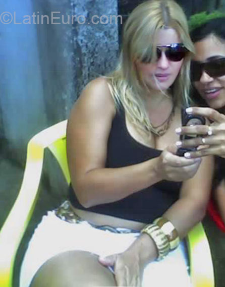 Date this pretty Brazil girl Liliane from Salvador BR7591