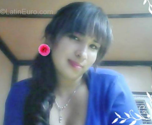 Date this happy Colombia girl Katerin from Villavicencio CO12564