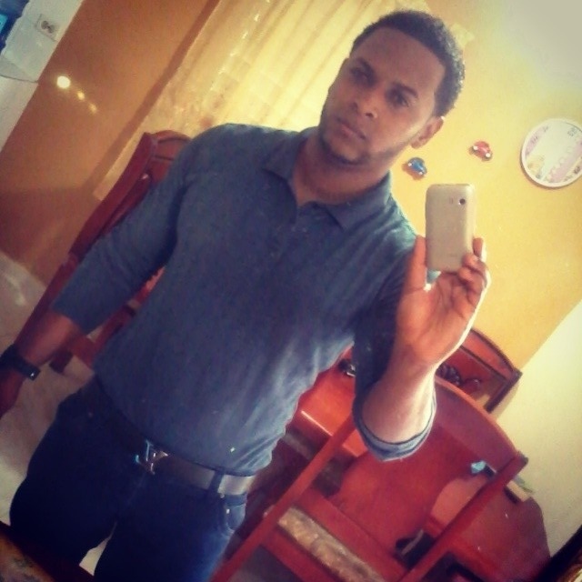 Date this happy Dominican Republic man Lewis from Santo Domingo DO15189