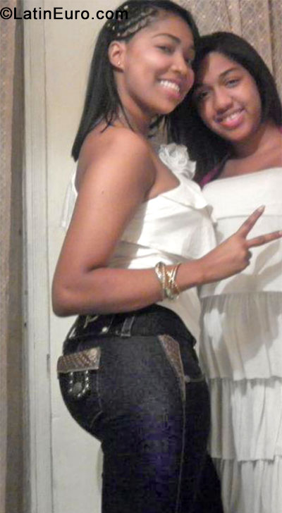 Date this sensual Colombia girl Angie tatiana d from Cali CO12762