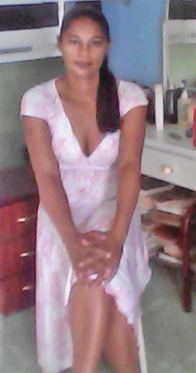 Date this lovely Brazil girl Leticia from Sao Paulo BR7712