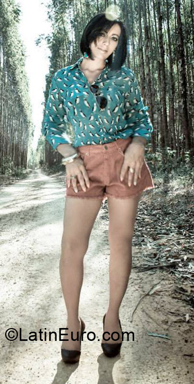 Date this good-looking Brazil girl Michele from Lagoa Da Prata BR7719