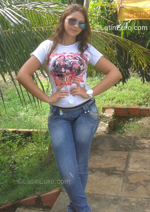 Date this delightful Brazil girl Monica from Caxias BR7735
