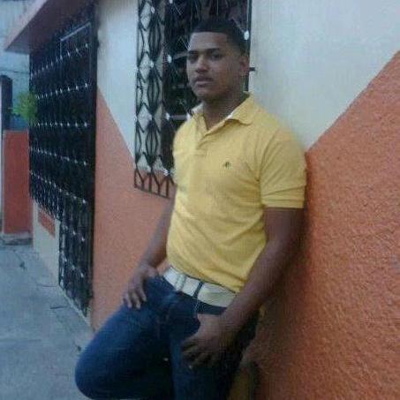 Date this nice looking Dominican Republic man Daniel from Puerto Plata DO15749