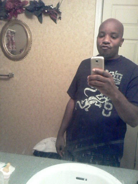 Date this good-looking United States man Kenneth from Longview US14221