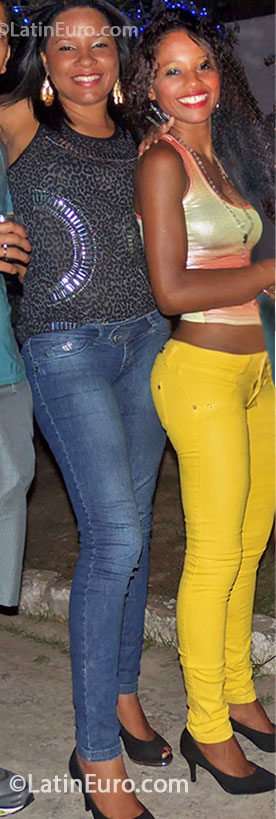 Date this sultry Brazil girl Tatiane from Igarassu BR7862