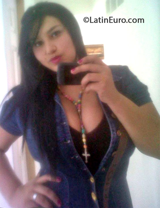 Date this funny Colombia girl KATERIN from Medellin CO13248