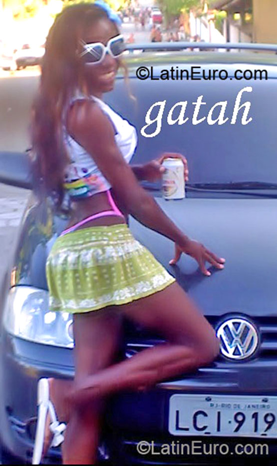 Date this nice looking Brazil girl Marcya from Rio de Janeiro BR7912