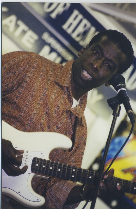 Date this athletic United States man Guitarman13 from Long Island US14365