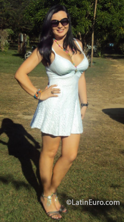 Date this pretty Colombia girl Catalina from Villavicencio CO13404