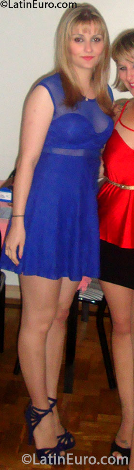 Date this foxy Brazil girl Amanda from Santa Maria BR8000