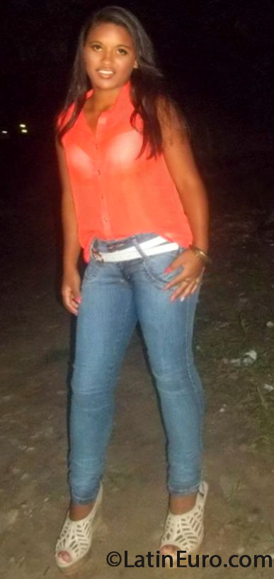 Date this exotic Brazil girl Bruna from Alianca BR8026