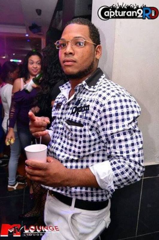 Date this attractive Dominican Republic man Johnny de jesus from Espana DO17209