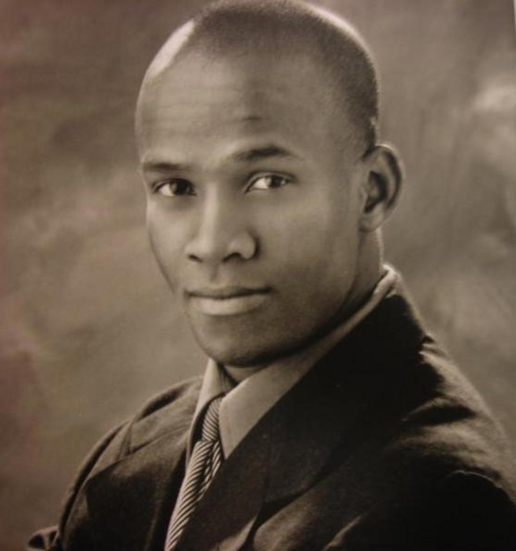 Date this happy United States man Giovanni from Los Angeles US14537