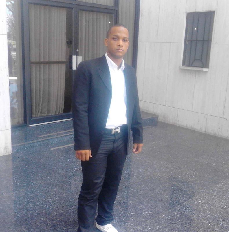 Date this gorgeous Canada man Roy from Canada CA595