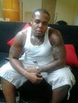attractive United States man Deshon from Brooklyn US14574
