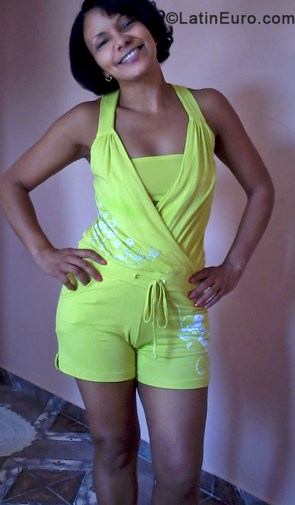 Date this young Brazil girl Ieda from Sao Paulo BR8157