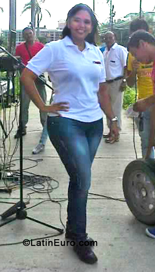 Date this beautiful Colombia girl Mary from Barranquilla CO14196