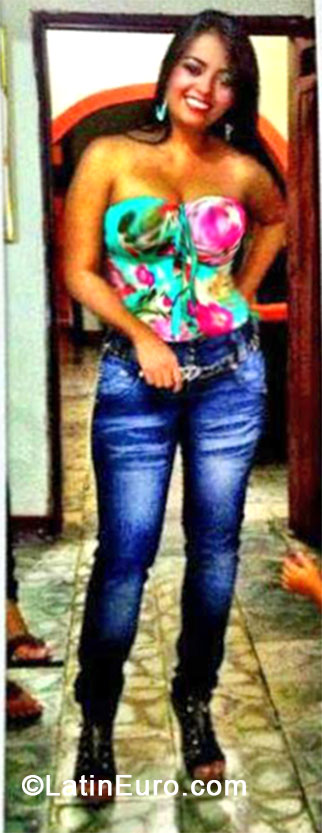 Date this georgeous Colombia girl Carolina from Cali CO14315
