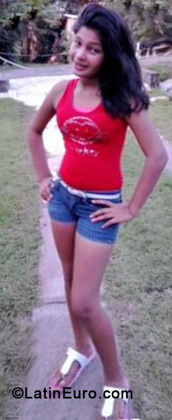 Date this tall Panama girl Keran from Panama City PA369