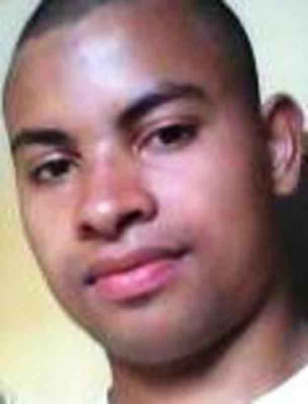 Date this pretty Brazil man Rog&Atilde;&copy;rio from Belo Jardim BR8236