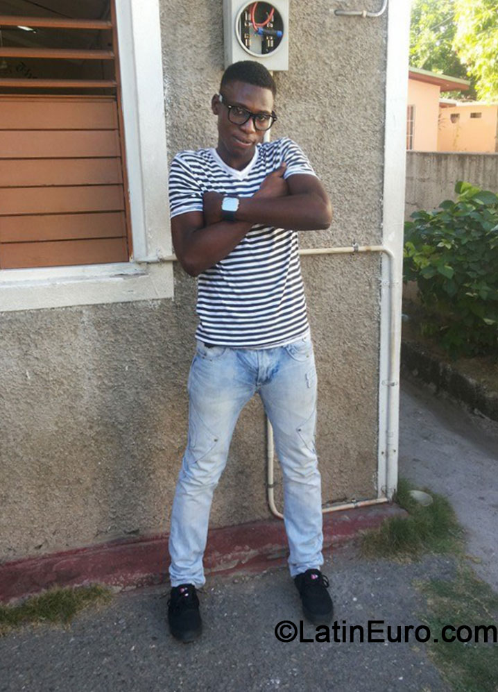 Date this good-looking Jamaica man Jaevon from Kingston JM1432