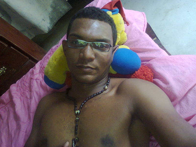 Date this gorgeous Dominican Republic man Julio from Santo Domingo DO17922