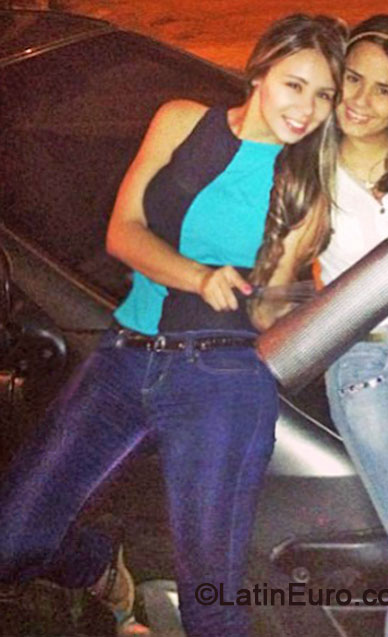 Date this funny Colombia girl Alejandra from Medellin CO14672
