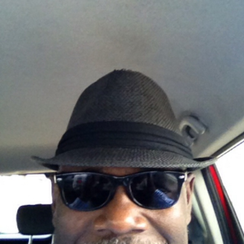 Date this voluptuous Brazil man Protektor from San Bernardino BR8559