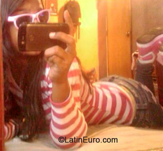 Date this attractive Venezuela girl Valle from Zulia VE152