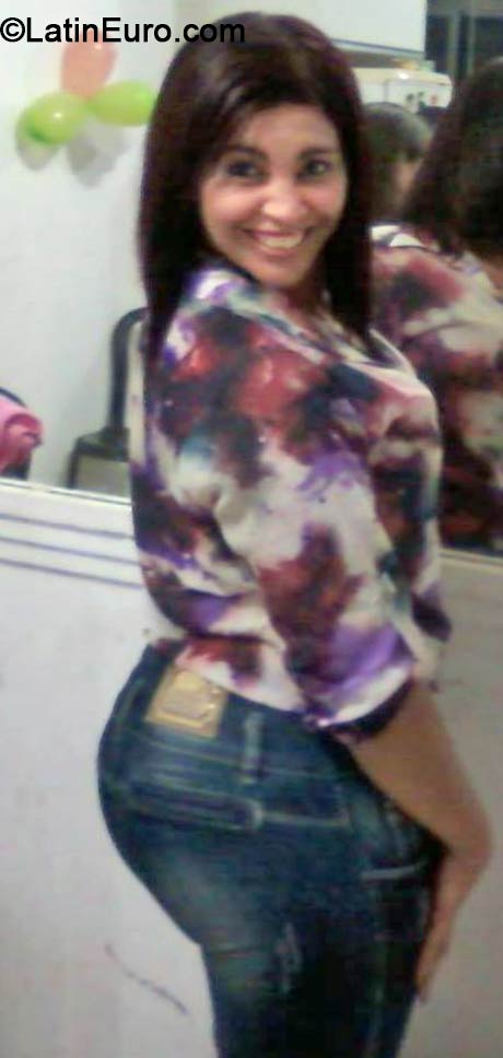 Date this tall Brazil girl Sidnia from Belo Horizonte BR8623