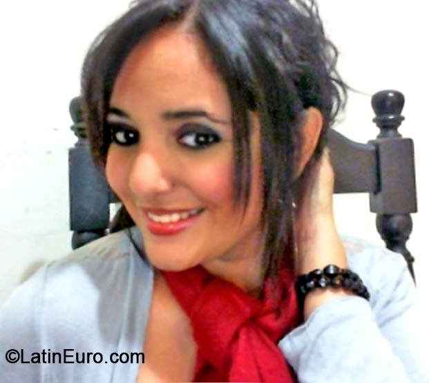 Date this hot Honduras girl Yadira from San Pedro Sula HN929