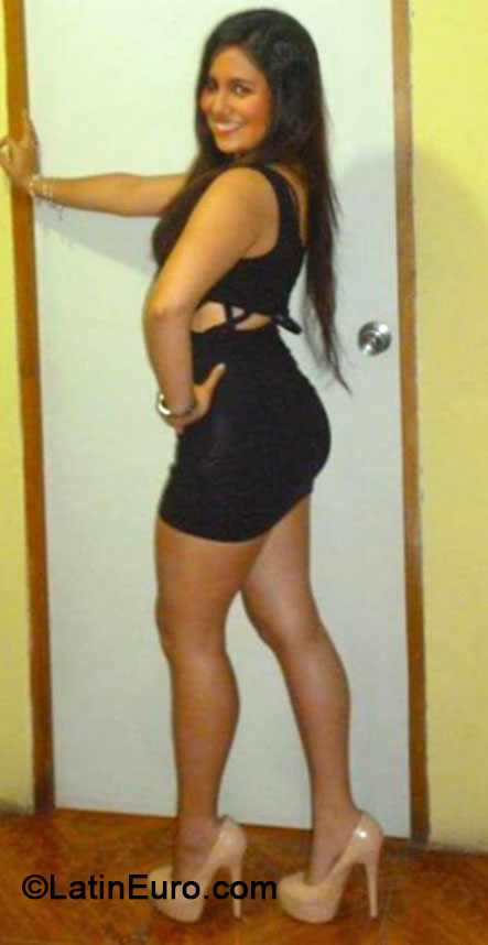 Date this charming Colombia girl Anita from Cali CO15473